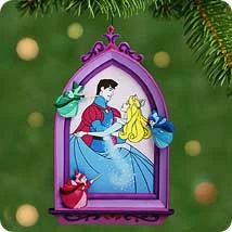 2001 Magical Dress Briar Rose Sleeping Beauty *Hologram Changes Dress Color