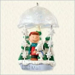 2008 Peanuts Christmas Hugs *Club