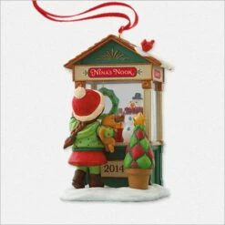 2014 Christmas Window 12th *Craft Shop *Club