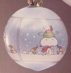 1984 Peanuts-Ball (Damaged Box)