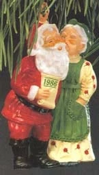 1986 Mr. & Mrs. Claus -Mistletoe 1st