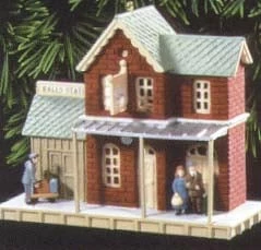 1998 Nostalgic Houses & Shops Complement Halls Station