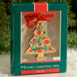 1989 Mayor's Christmas Tree Wooden Tree