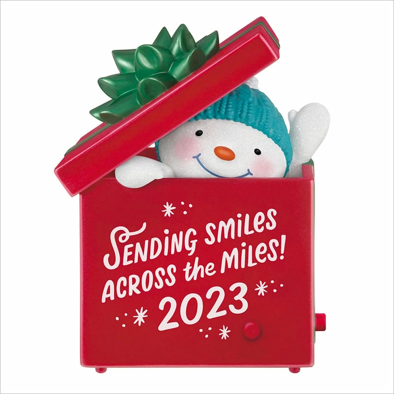 2023 Smiles Across The Miles Snowman In Gift Box *Magic