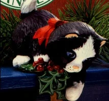 1986 Black And White Kitten Stocking Hanger