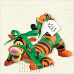 2008 Winnie The Pooh A Present For Pooh (Tigger)