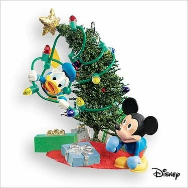 2007 Trimming The Tree Mickey & Donald