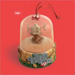 2013 Wizard Of Oz It's A Twister *Magic *Damaged Box