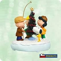 2003 Peanuts Amazing Little Tree Musical (Slightly Damaged Box)