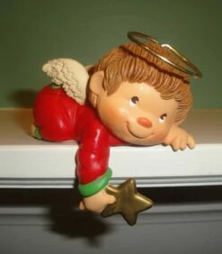 1983 Angel With Star Stocking Hanger