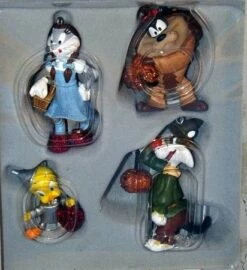 2007 Halloween Looney Tunes Wizard Of Oz Trick-or-Treating In OZ