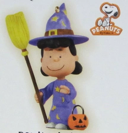 2009 Halloween The Peanuts Gang Lucy