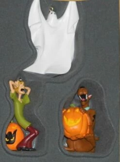 2008 Halloween Scooby Doo Zoinks! It's A Ghost!