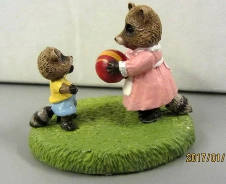1987 Mini Memories Raccoons Playing Ball