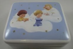 Mary Hamilton Porcelain Music Box Mint With Label