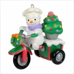 2021 Holiday Parade Complement Cupcake Delivery Special Edition