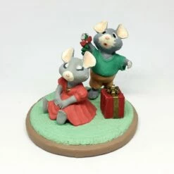 Tender Touches Mice With Mistletoe (No Box)