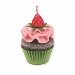 2012 Christmas Cupcakes 3rd Berry-licious