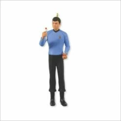 2012 Star Trek Legends 3rd Dr. Leonard "Bones" McCoy