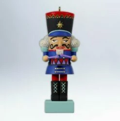 2012 Christmas Wisecracker Nutcracker *Magic