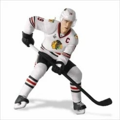 2016 Hockey: Jonathan Toews Chicago Blackhawks
