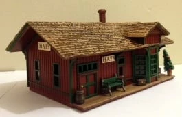 1994 Sarah Plain And Tall Train Station Tabletop (Slightly Damaged Box)